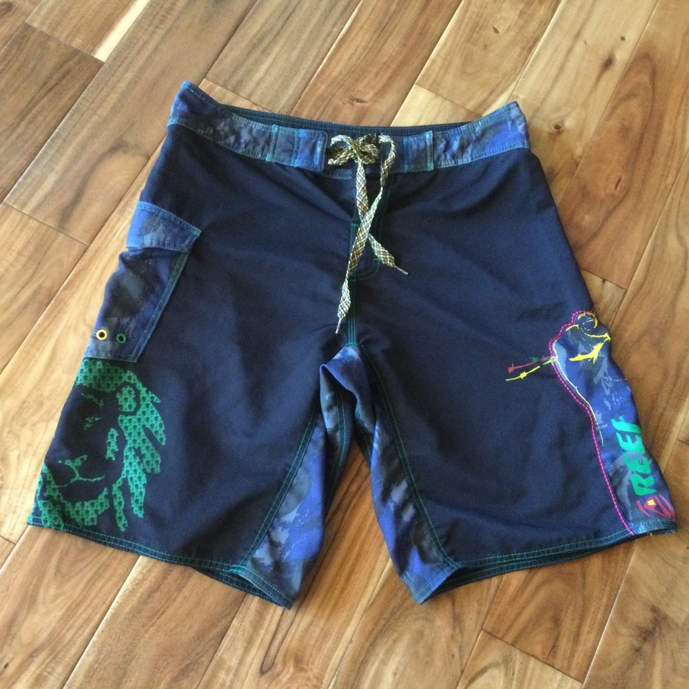 ✔️ Reef Swim Trunks Size 34